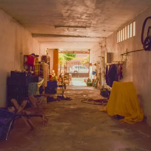 Moving cleaning service detail 2